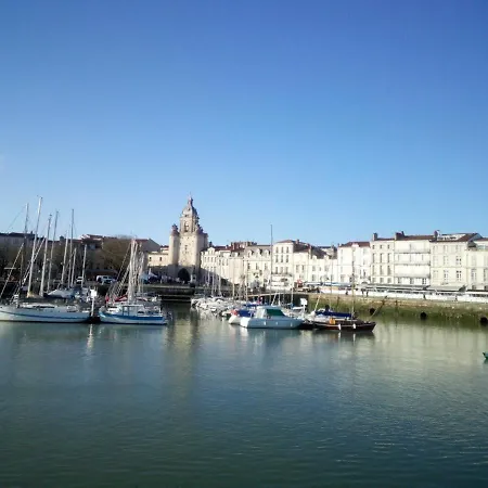 Apartment Le Fetilly Avec Parking Privatif Et Climatisation