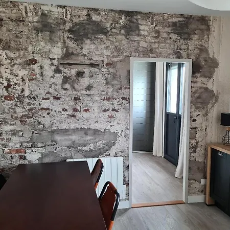 Le Fetilly Avec Parking Privatif Et Climatisation