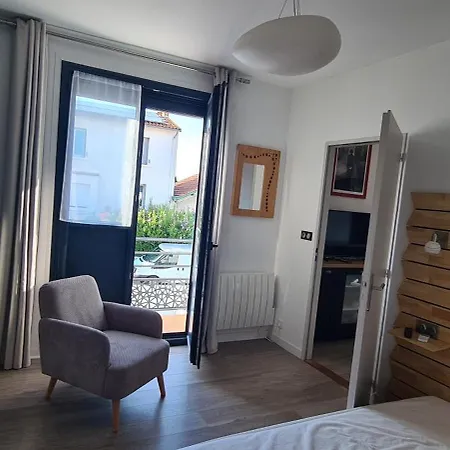 Le Fetilly Avec Parking Privatif Et Climatisation Ла-Рошель